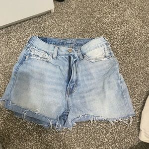 american eagle shorts